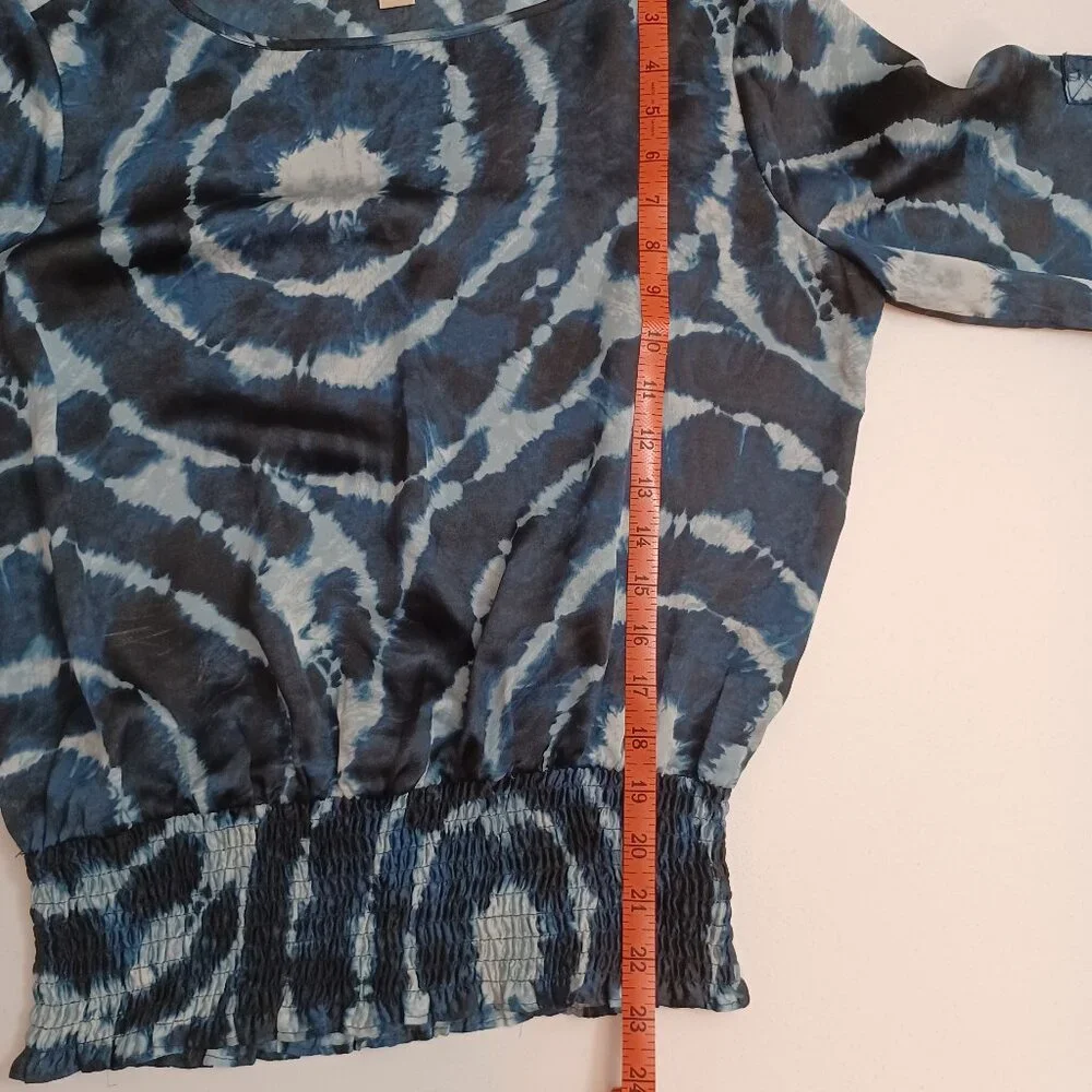 Women's Michael Kors Blue Tie Dye Blouse‎ Size Small